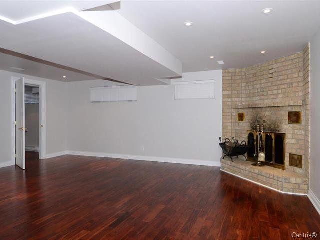 House for rent in Laval