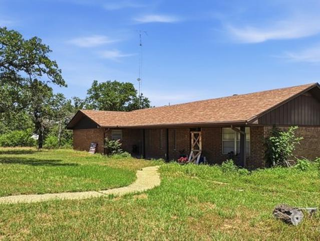 House for sale in De Young, Texas