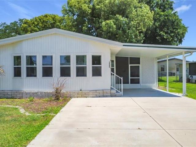House for sale in Tavares, Florida