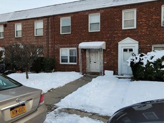 House for sale in Whitestone, New York