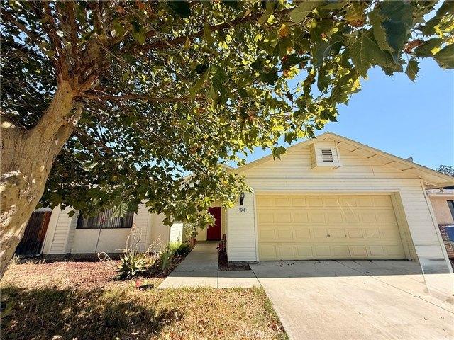 House for sale in Coalinga, California