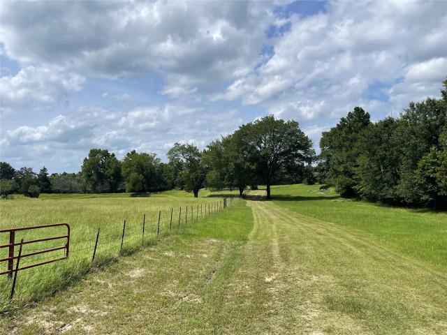 House for sale in Oakwood, Texas