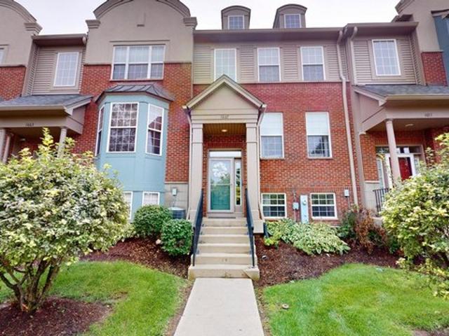 Townhouse for sale in Grayslake, Illinois