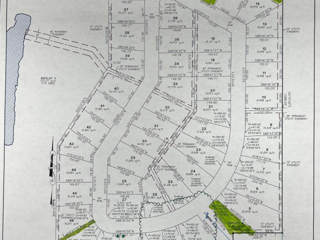 Land for sale in Emmet, Iowa