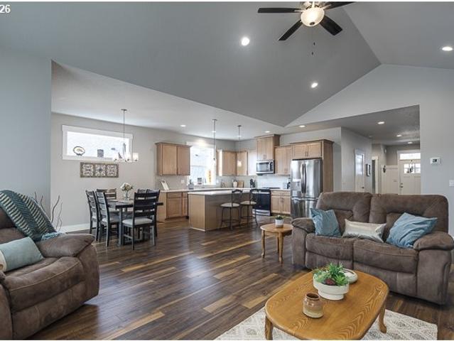 House for sale in Oregonia