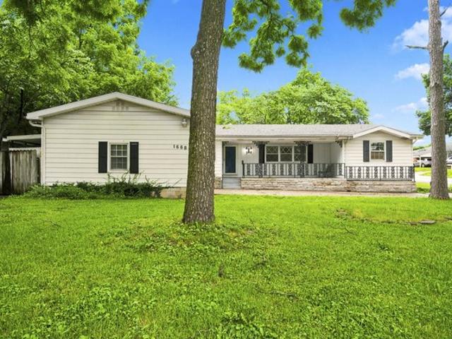 House for sale in Springfield, Missouri