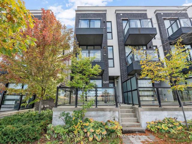 Condo for sale in York, Ontario