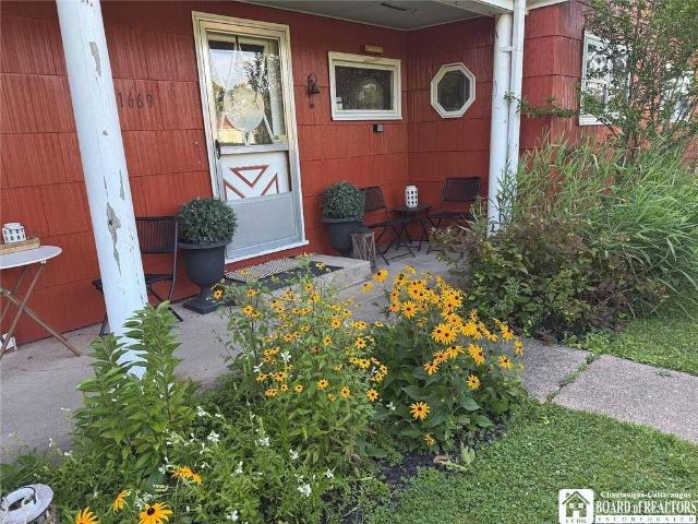 House for sale in Niagara, New York
