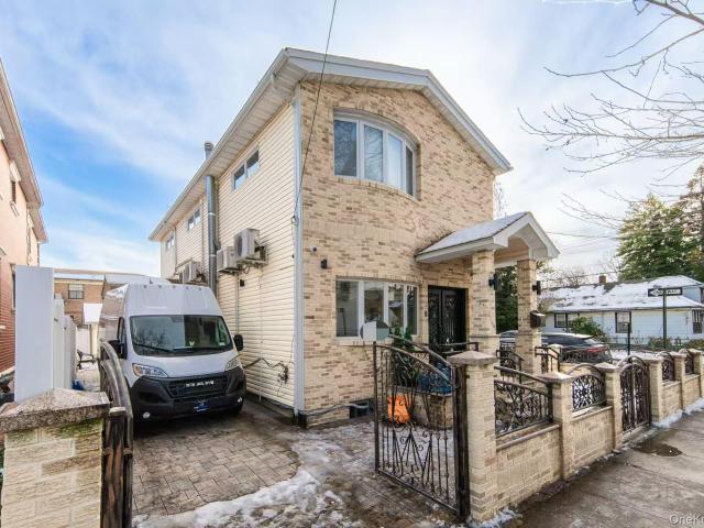 Property for sale in Queens, Arverne
