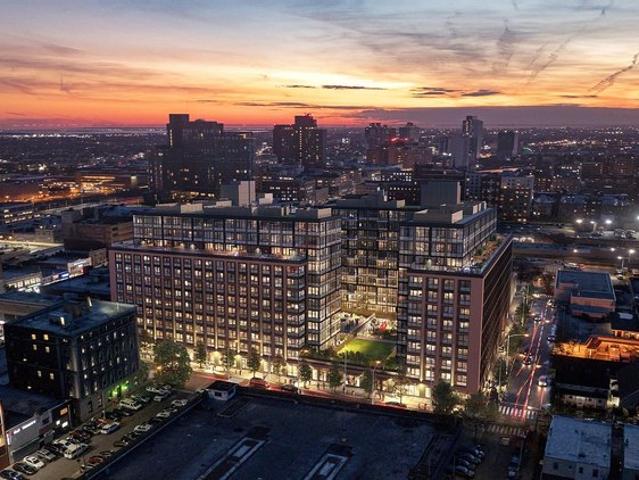 Condo for sale in South Jamaica Houses, New York