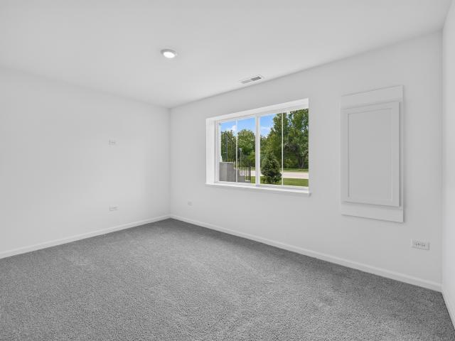 Townhouse for sale in Mchenry, Illinois