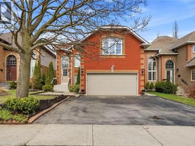 House for sale in Ancaster, Ontario