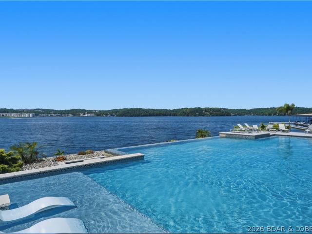 Condo for sale in Sunrise Beach, Missouri