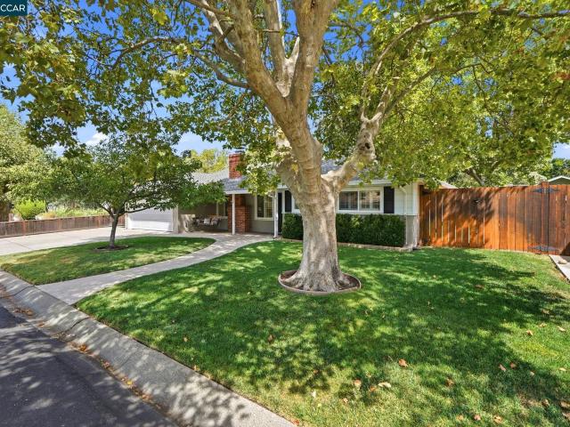 House for sale in Pleasant Hill, California