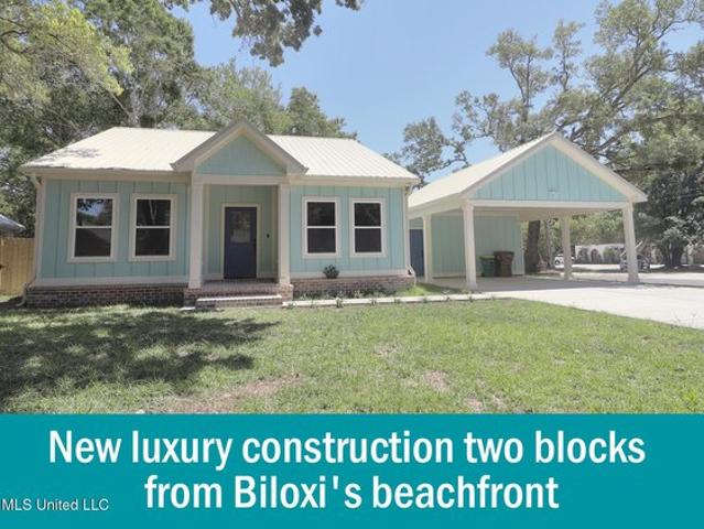 House for sale in Biloxi, Mississippi