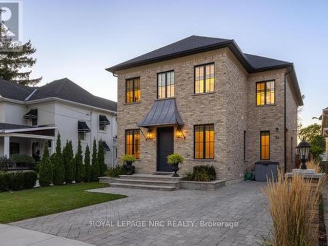 House for sale in Niagara, Ontario