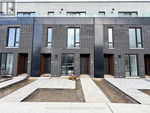 Townhouse for rent in Niagara, Ontario