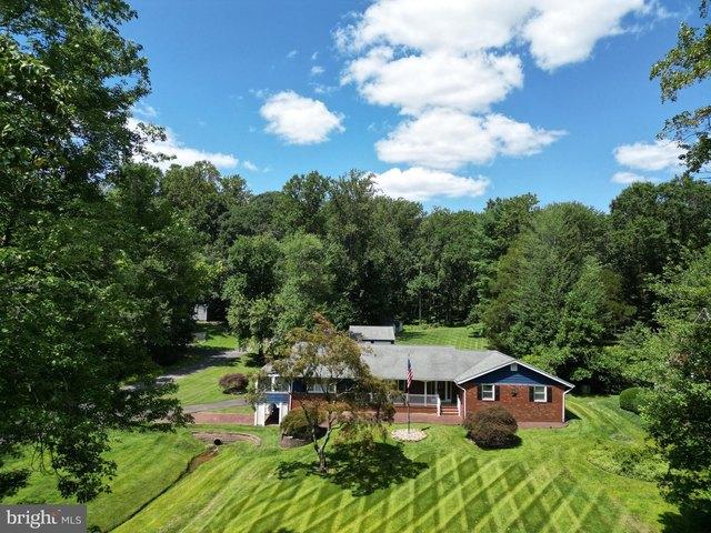 House for sale in Wrightstown, New Jersey