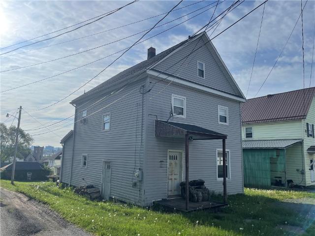House for sale in Elk, Pennsylvania