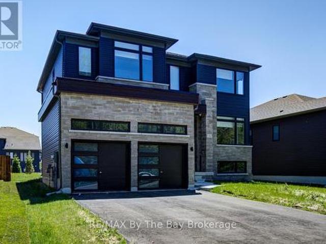 House for sale in Wasaga Beach, Ontario