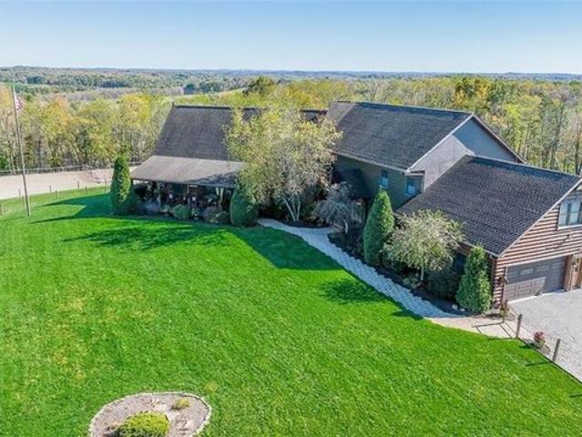 Farm for sale in Saxonburg, Pennsylvania