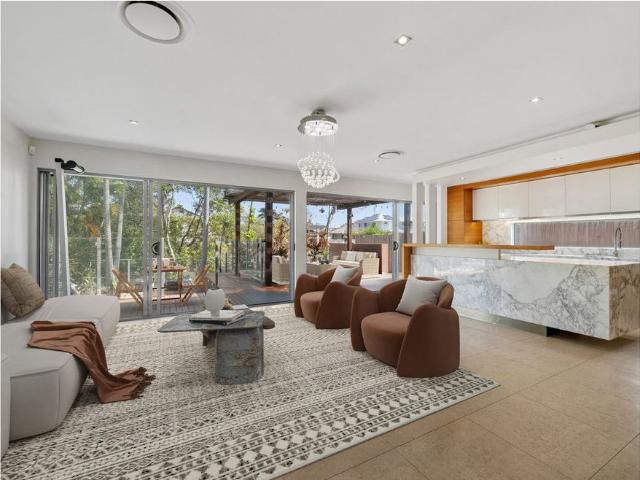House for rent in Broadbeach Waters, Gold Coast City