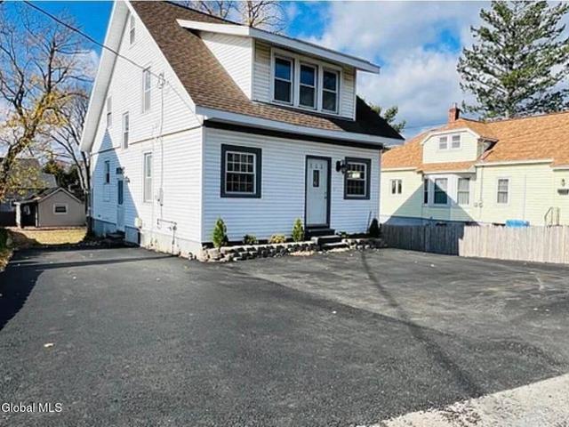 House for sale in Colonie, New York