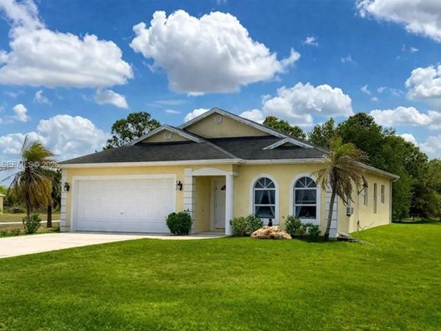 House for sale in Clewiston, Florida