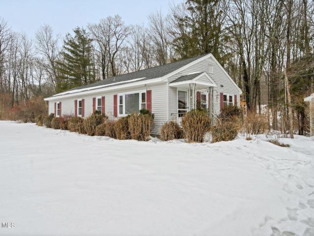 House for sale in Amsterdam, New York