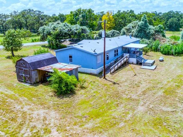 House for sale in Smithville, Texas