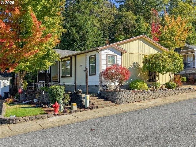 House for sale in Canyonville, Douglas County