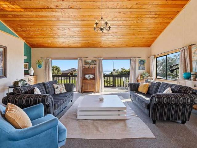 House for sale in Clarks