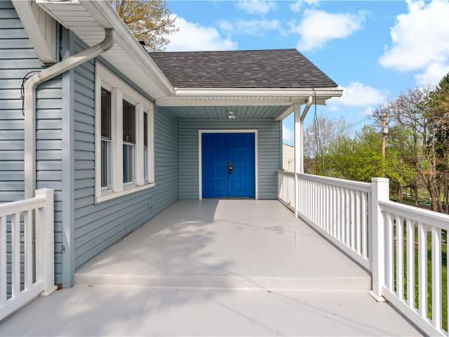 House for sale in Bradfordwoods, Pennsylvania