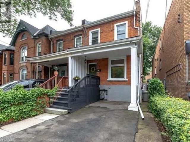 House for sale in Ancaster, Ontario