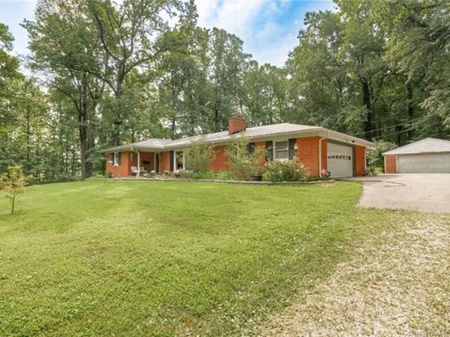 House for sale in Borden, Indiana