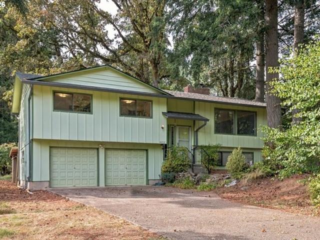 House for sale in Oregon City, Clackamas County