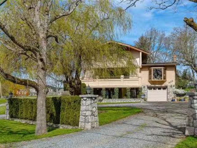 House for sale in Saanich, British Columbia