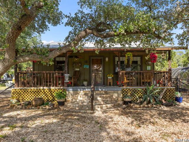 House for sale in Pipe Creek, Texas