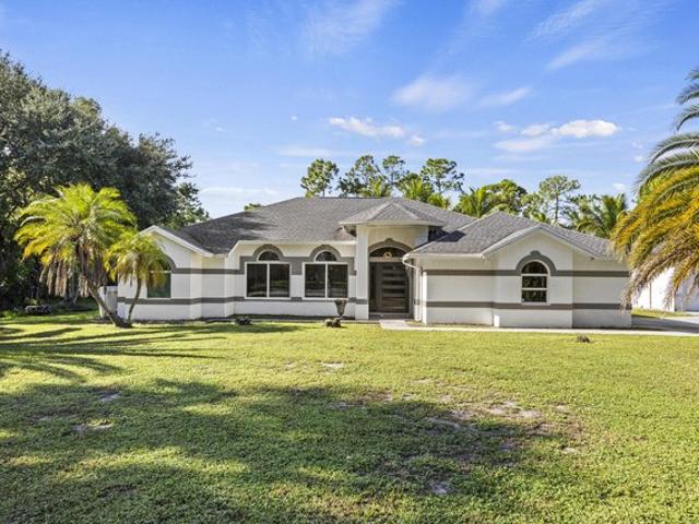 House for sale in Loxahatchee, Florida