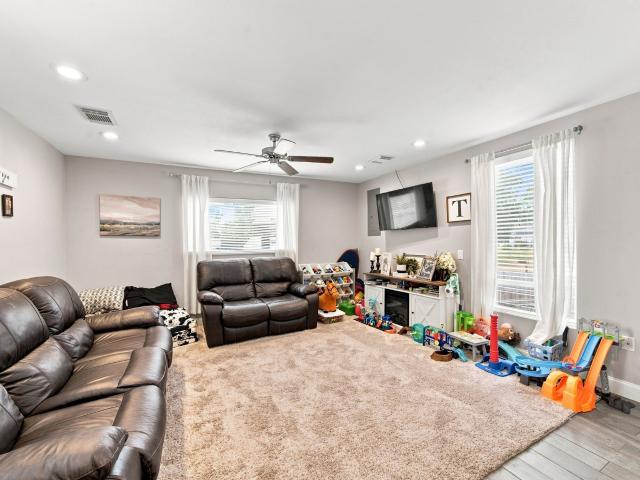 House for sale in Montgomery, Montgomery County