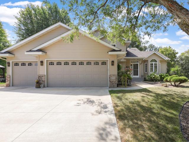 House for sale in Prior Lake, Minnesota