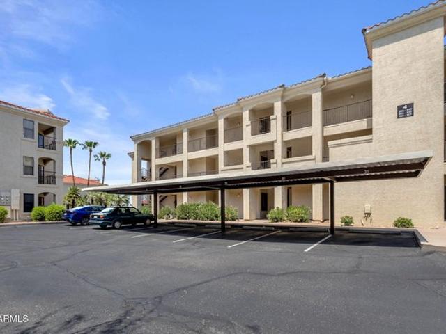 Condo for sale in Fountain Hills, Arizona
