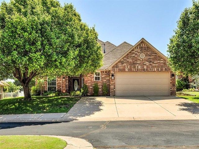 House for sale in Edmond, Oklahoma