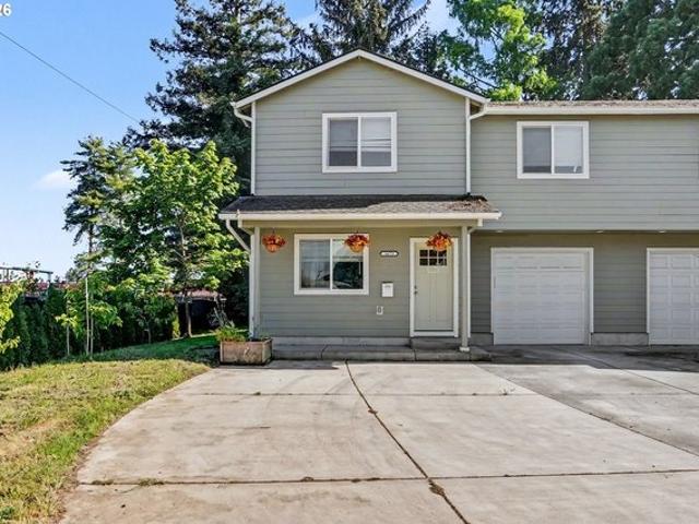 Townhouse for sale in Oregonia
