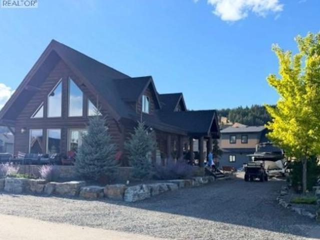 House for sale in Newgate, British Columbia