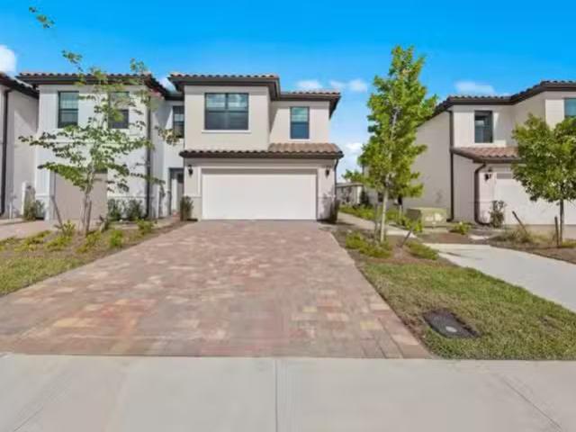 Condo for sale in Cape Coral