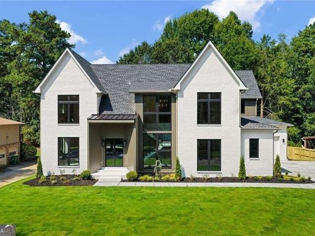 House for sale in Dunwoody, Georgia