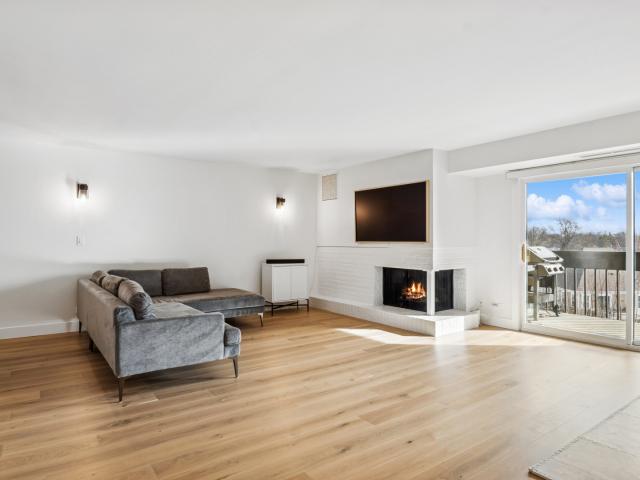 Condo for sale in Northbrook, Illinois