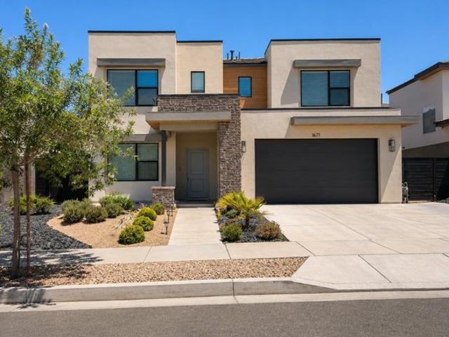 House for sale in Washington, Utah