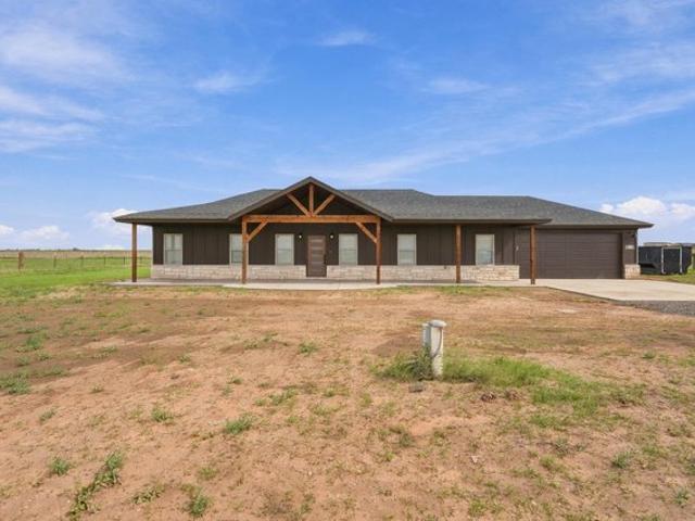 House for sale in Shallowater, Lubbock County